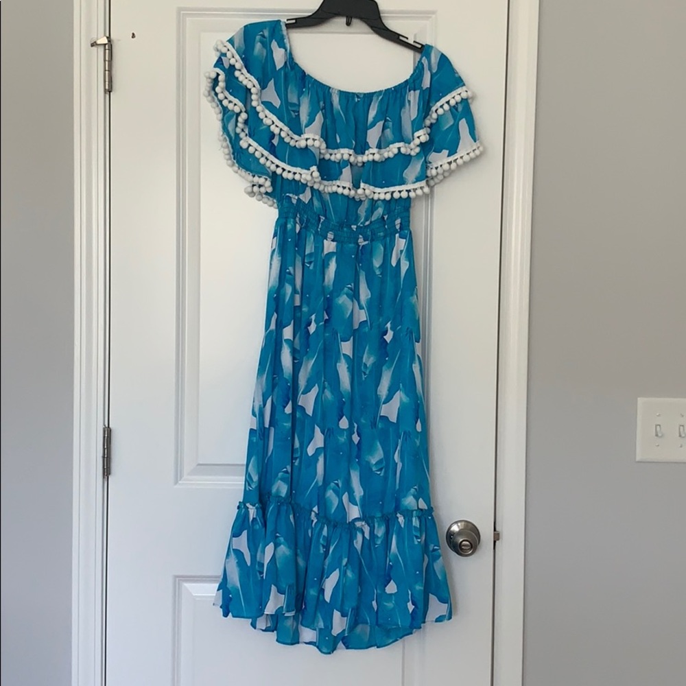 OTS Pom Pom maxi